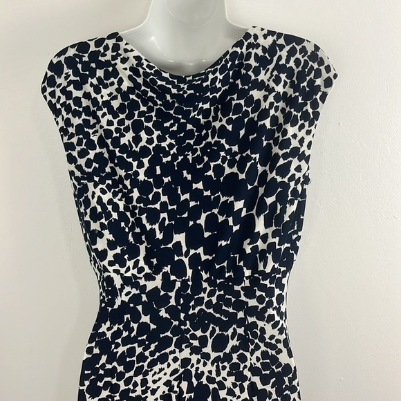 Lauren Ralph Lauren Navy and White Sleeveless Dress - Picture 6 of 8